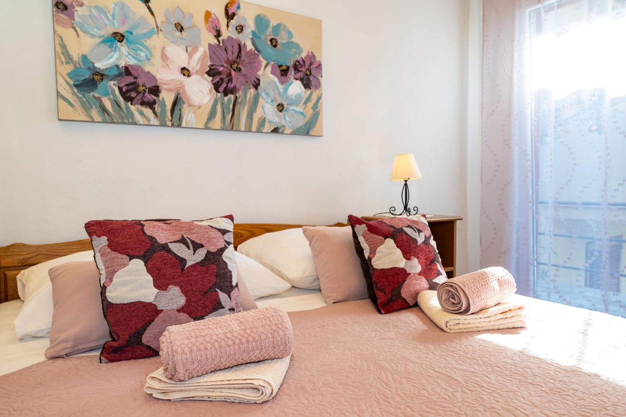 Apartments Adriana Стариград-Пакленица Номер фото